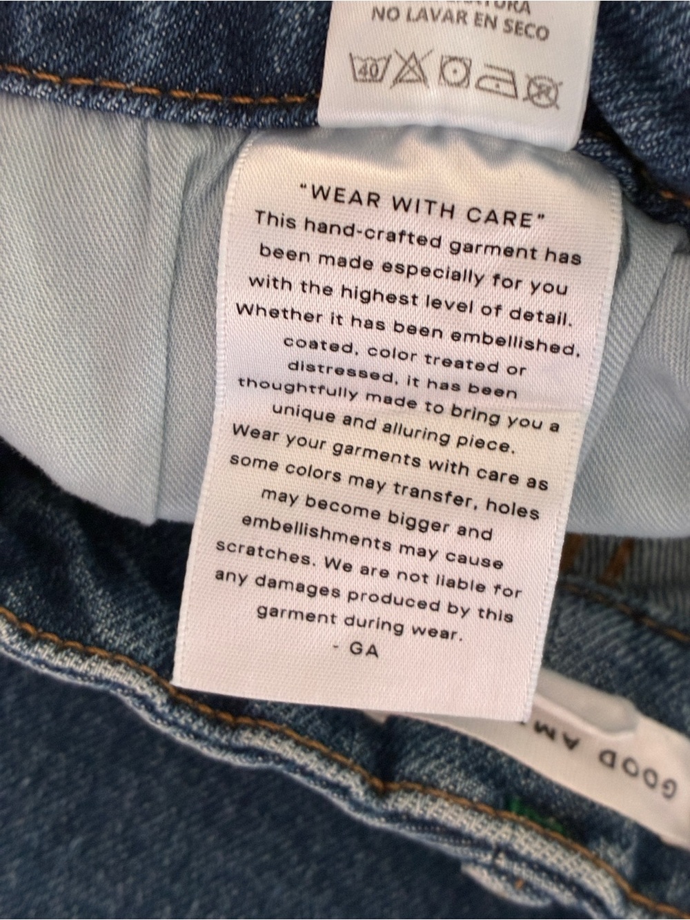 Good American Good Classic High Rise Flare Jeans in Blue Medium Wash - Size 8 - Picture 14 of 15